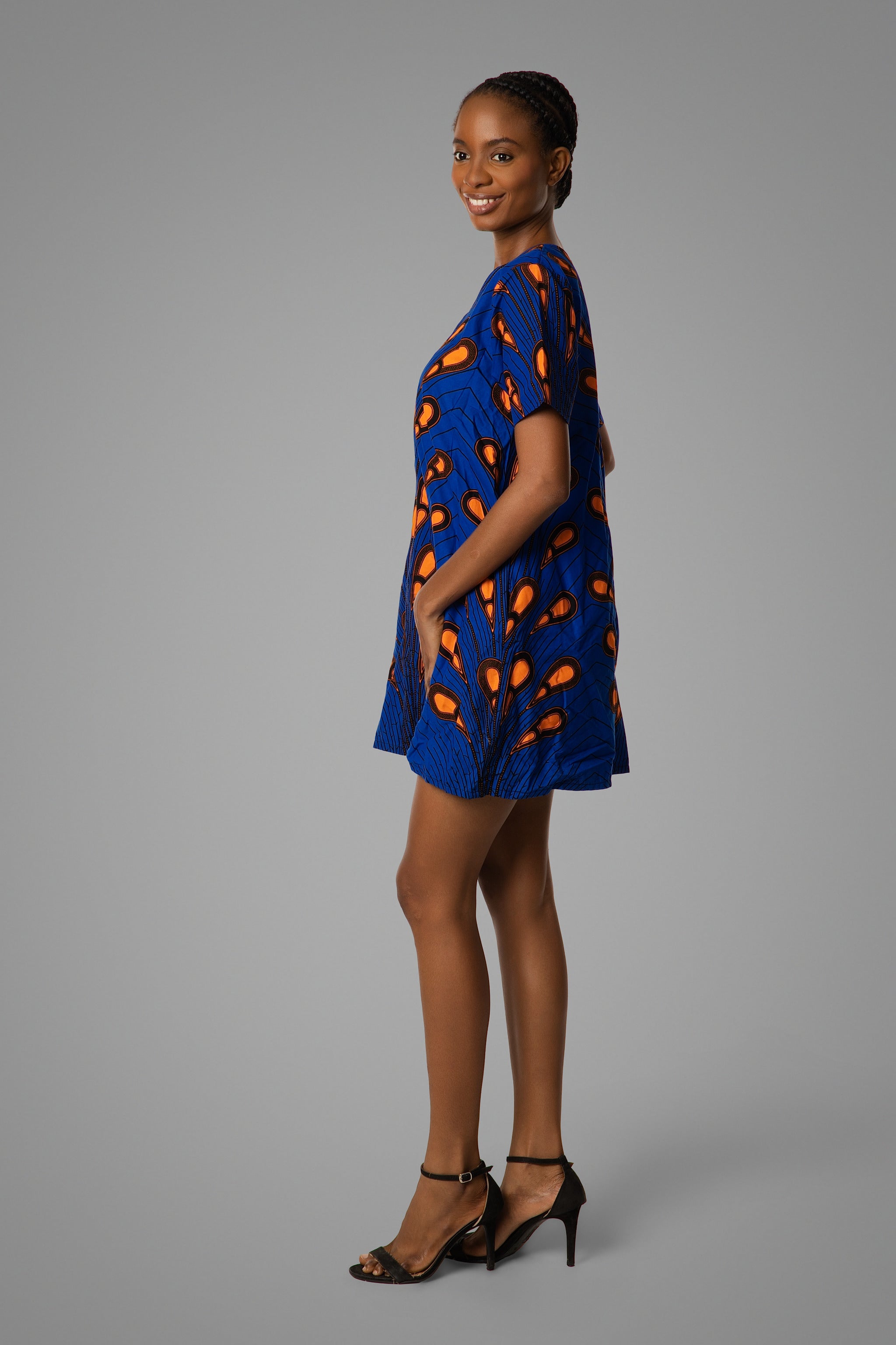 Light Bulb Short dress - Short Sleeves
