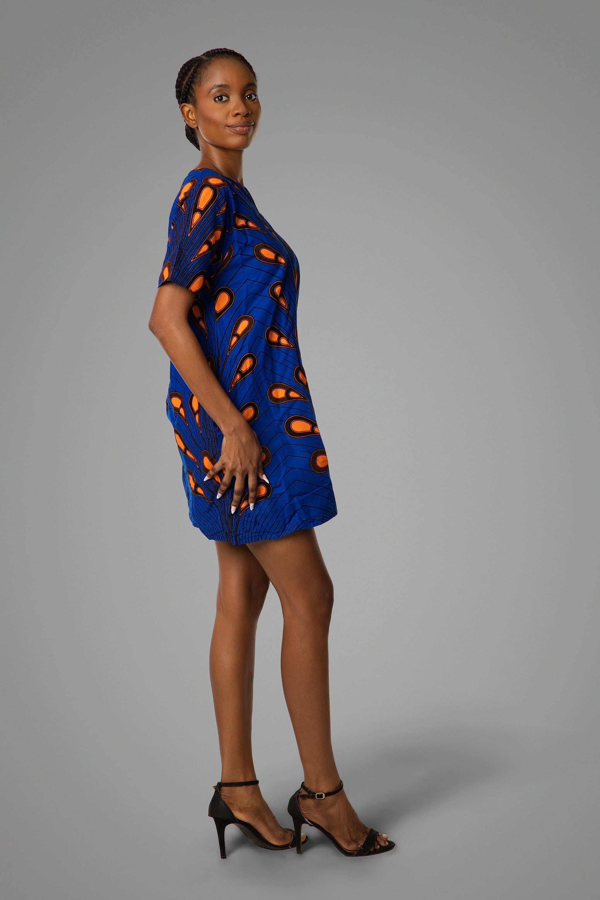 Light Bulb Short dress - Short Sleeves