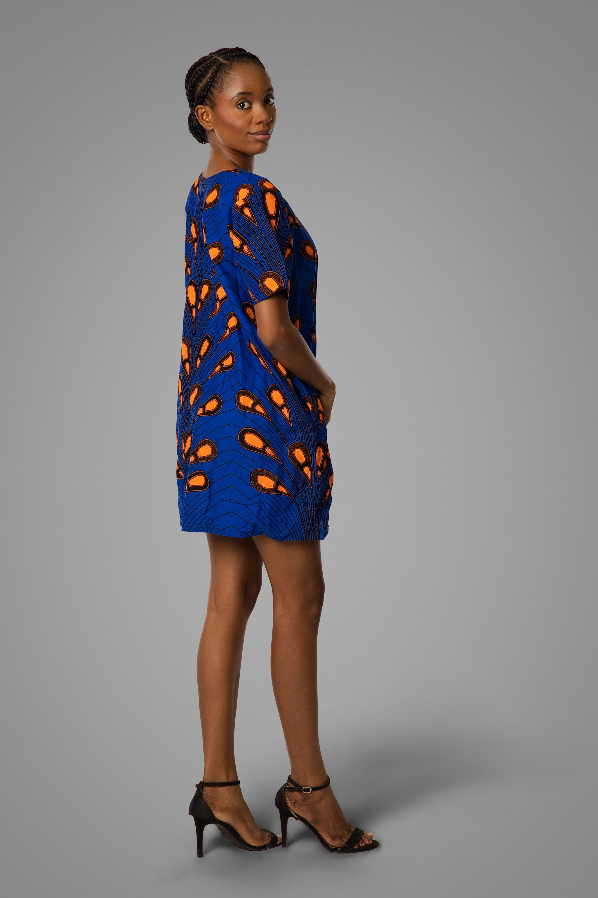 Light Bulb Short dress - Short Sleeves